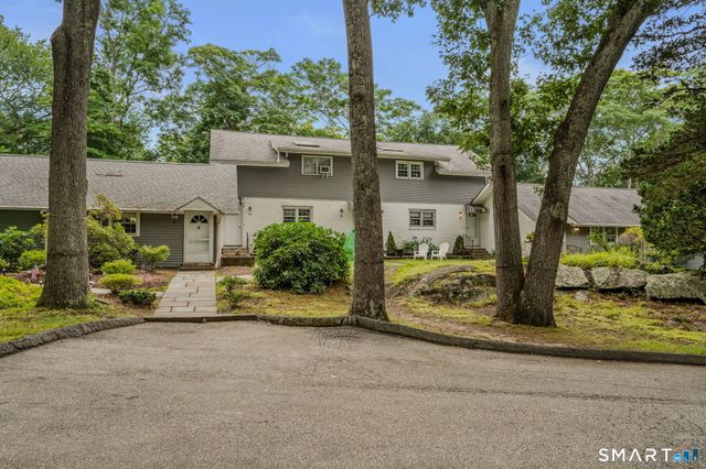 15 Sunset Terrace 9, Essex, CT 06426