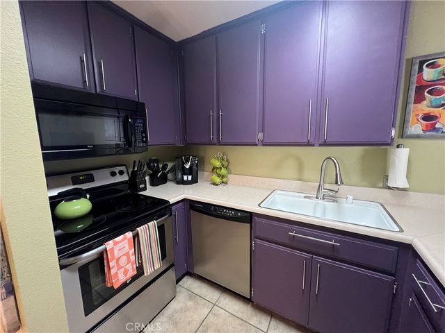 470 S Calle Encilia B11, Palm Springs, CA 92262