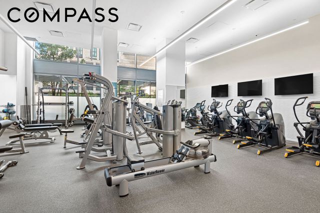 10 W End Ave Apt 8K, New York City, NY 10023