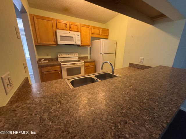 3270 RICKY Drive 303, Jacksonville, FL 32223