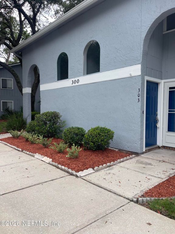 3270 RICKY Drive 303, Jacksonville, FL 32223