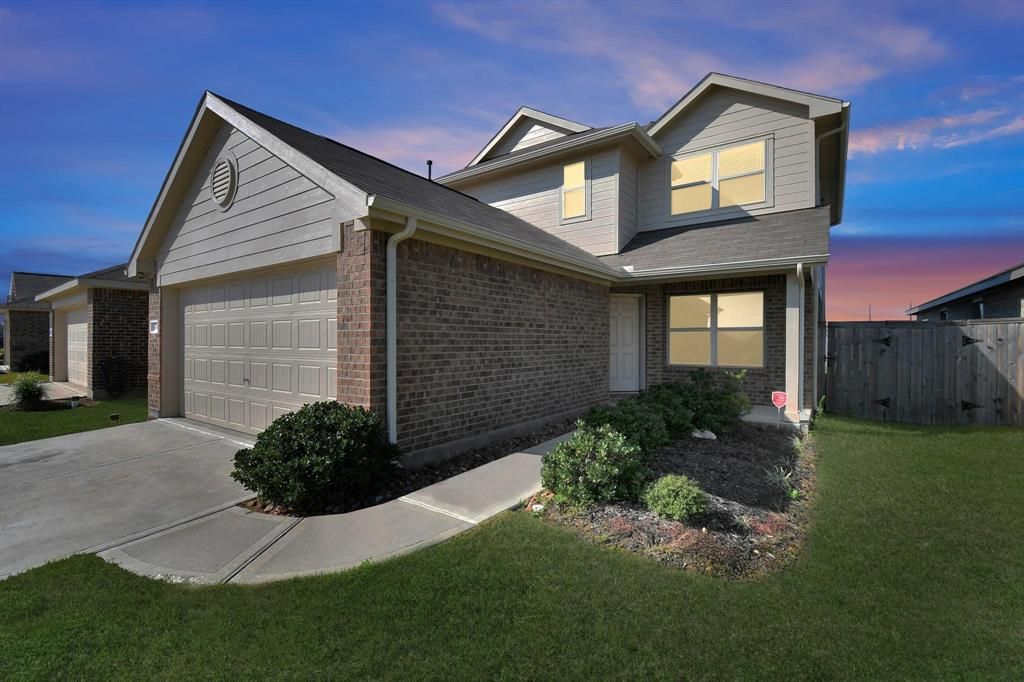 4307 Palmetto Grove Lane, Baytown, TX 77521