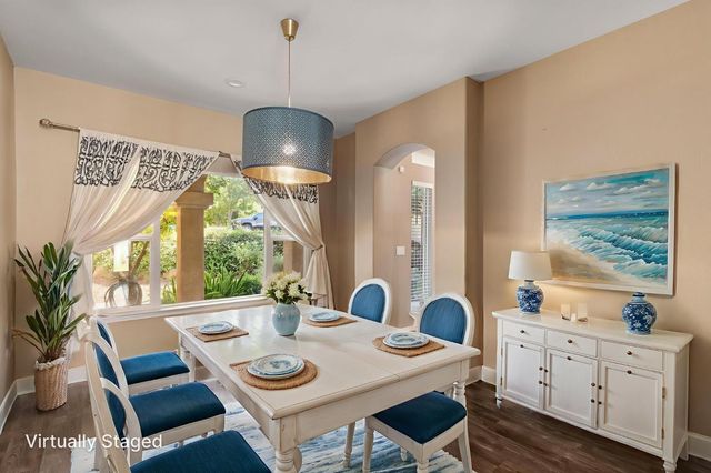 748 Valley View Dr, Oakdale, CA 95361