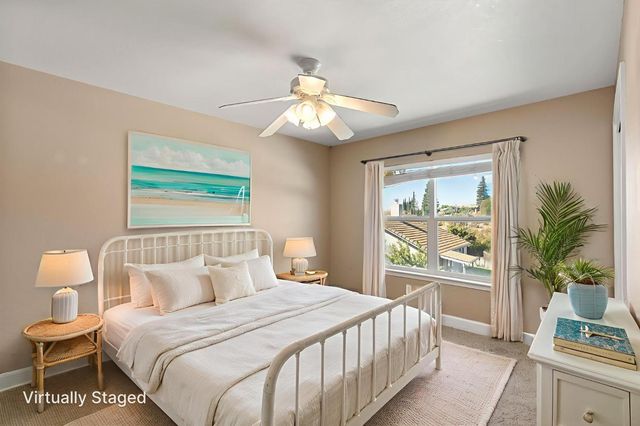 748 Valley View Dr, Oakdale, CA 95361