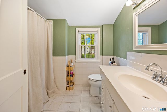 690 Forest Street, East Hartford, CT 06118
