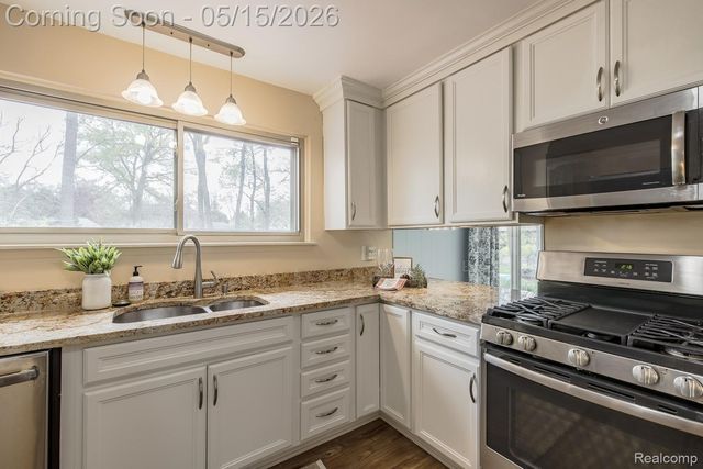 5118 Woodcreek Trail, Independence Charter Township, MI 48346
