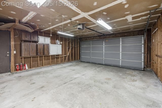 5118 Woodcreek Trail, Independence Charter Township, MI 48346