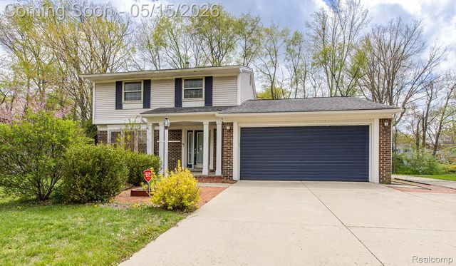 5118 Woodcreek Trail, Independence Charter Township, MI 48346