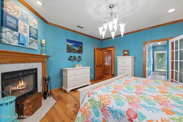 129 Lakewood Drive, Waveland, MS 39576