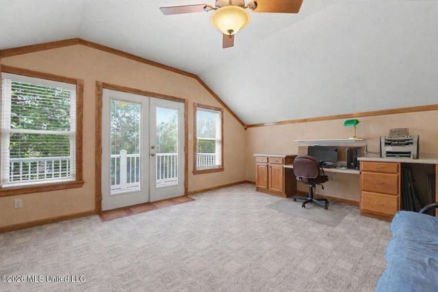 129 Lakewood Drive, Waveland, MS 39576
