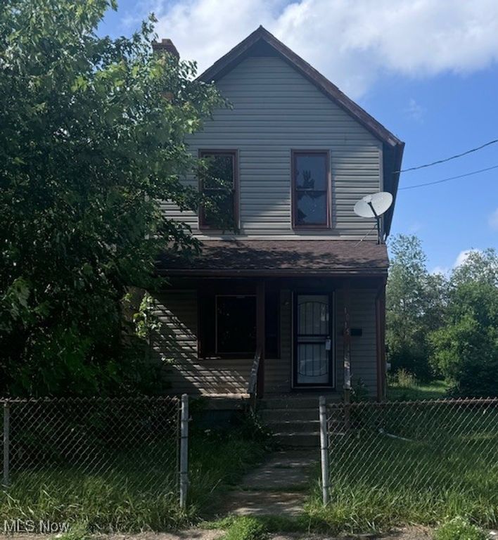 1015 4th Street NW, Canton, OH 44703