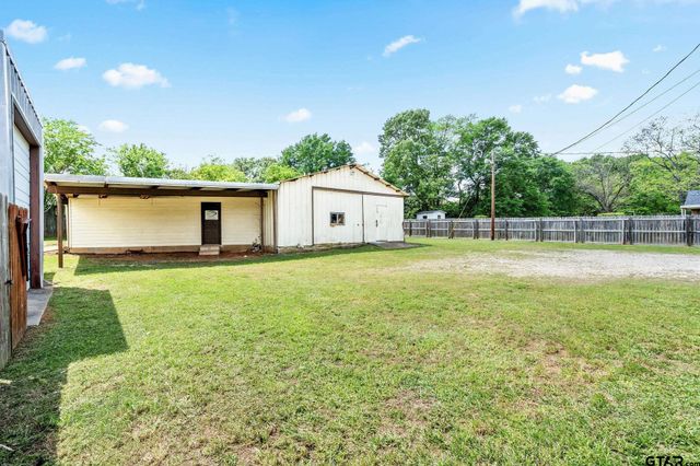 1006 Spring St, Longview, TX 75604