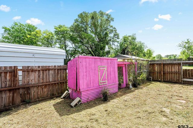 1006 Spring St, Longview, TX 75604