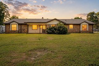1006 Spring St, Longview, TX 75604