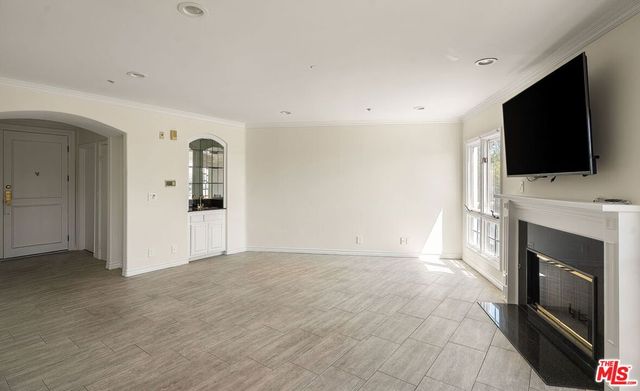 1278 S Camden Drive 103, Los Angeles, CA 90035