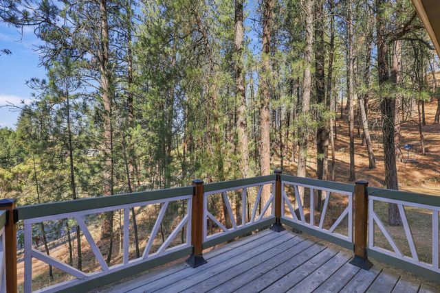 310 N Deep Creek Rd, Medical Lake, WA 99022