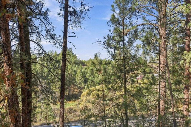 310 N Deep Creek Rd, Medical Lake, WA 99022