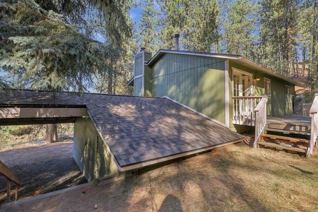 310 N Deep Creek Rd, Medical Lake, WA 99022