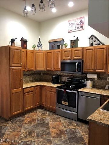 49325 Eagle Drive, East Liverpool, OH 43920