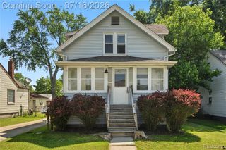 306 N Kenwood Avenue, Royal Oak, MI 48067