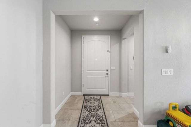 4292 N Vaughan Avenue, Fresno, CA 93723