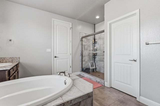 4292 N Vaughan Avenue, Fresno, CA 93723