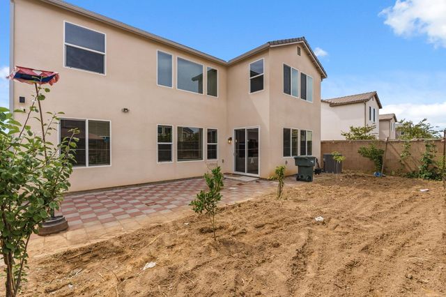 4292 N Vaughan Avenue, Fresno, CA 93723