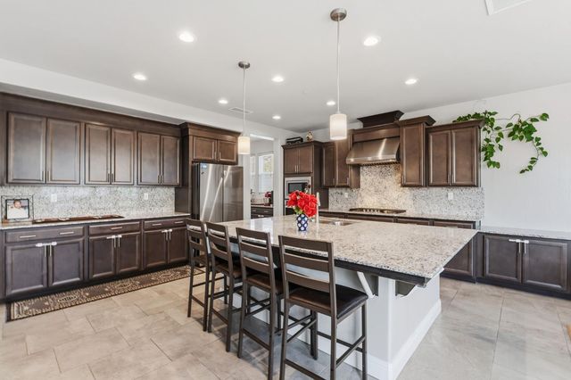 4292 N Vaughan Avenue, Fresno, CA 93723