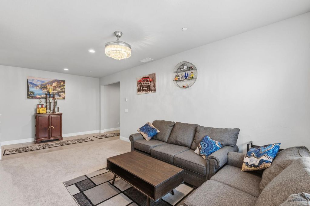 Image 19 of property listing at 4292 N Vaughan Avenue, Fresno, CA 93723