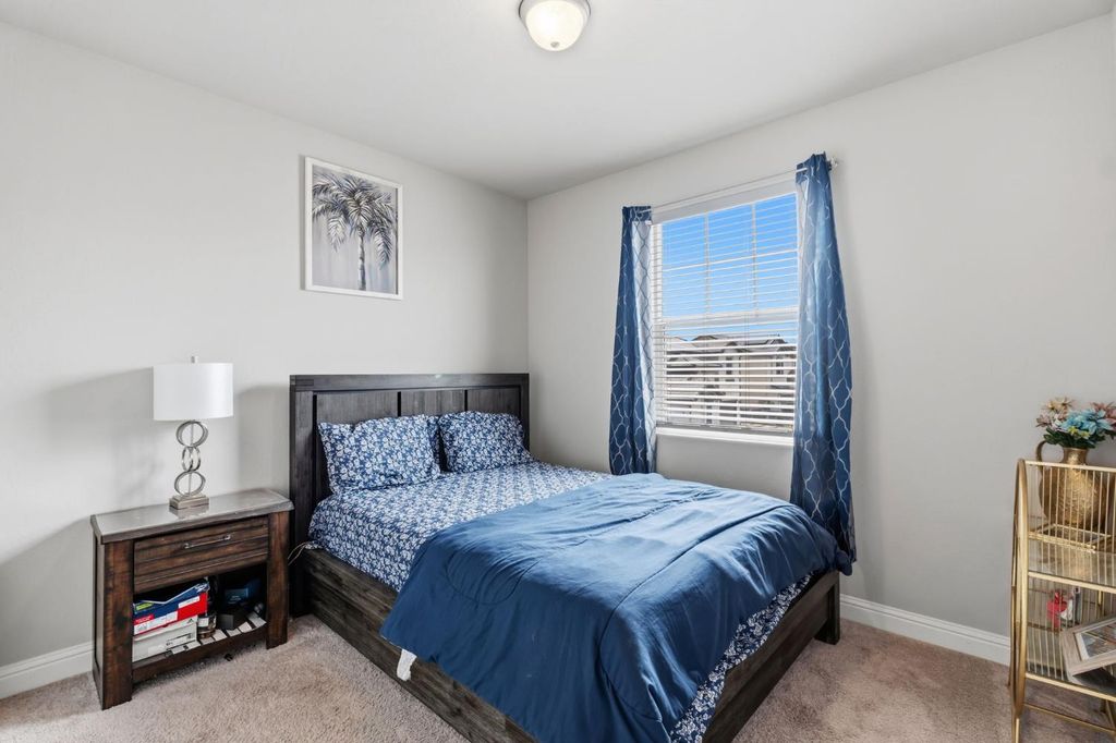 Image 27 of property listing at 4292 N Vaughan Avenue, Fresno, CA 93723