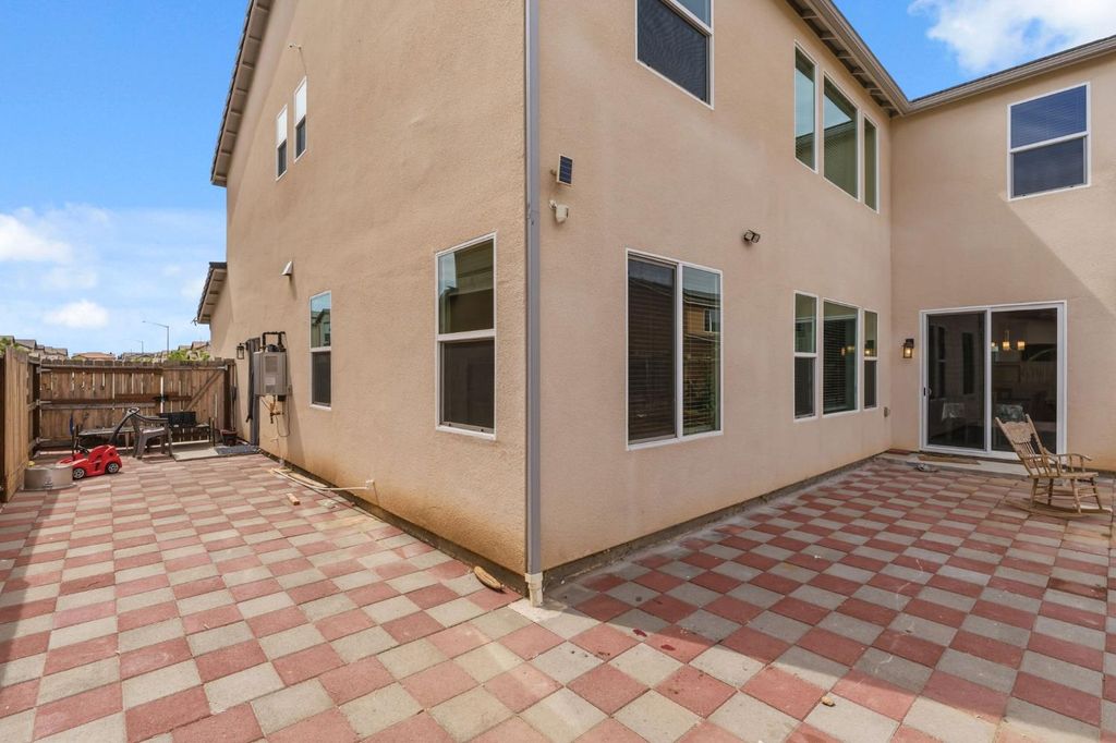 Image 42 of property listing at 4292 N Vaughan Avenue, Fresno, CA 93723