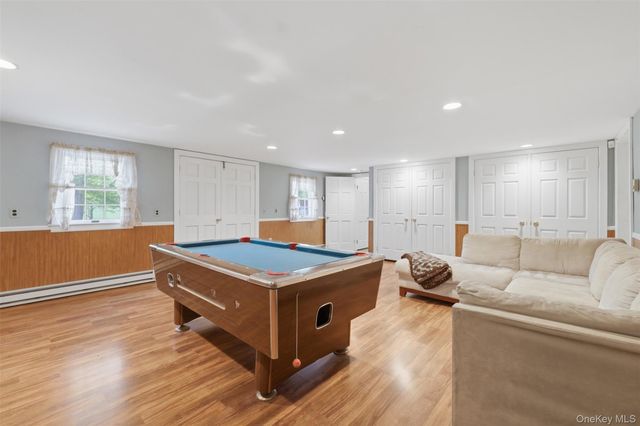 89 W Ridge Road, Warwick, NY 10990
