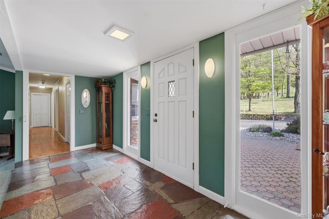 89 W Ridge Road, Warwick, NY 10990