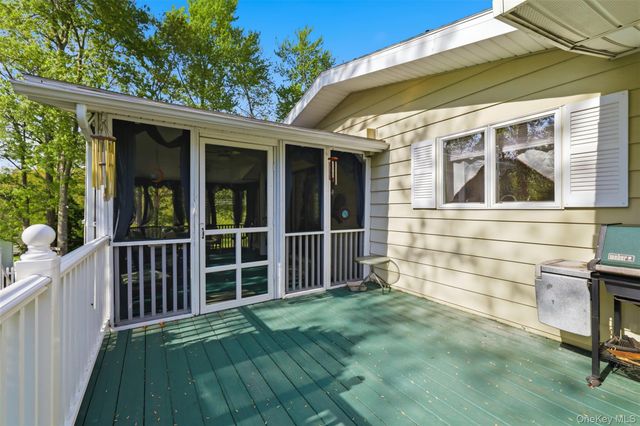 89 W Ridge Road, Warwick, NY 10990