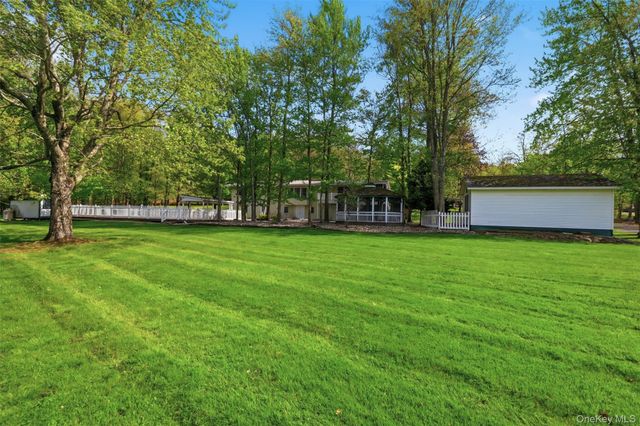 89 W Ridge Road, Warwick, NY 10990