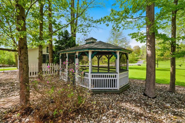 89 W Ridge Road, Warwick, NY 10990