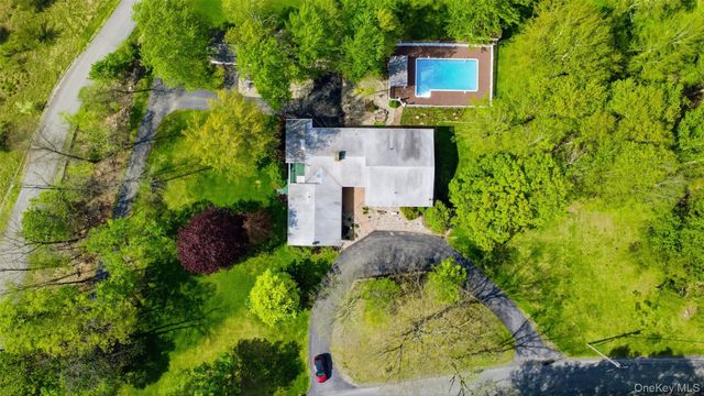 89 W Ridge Road, Warwick, NY 10990