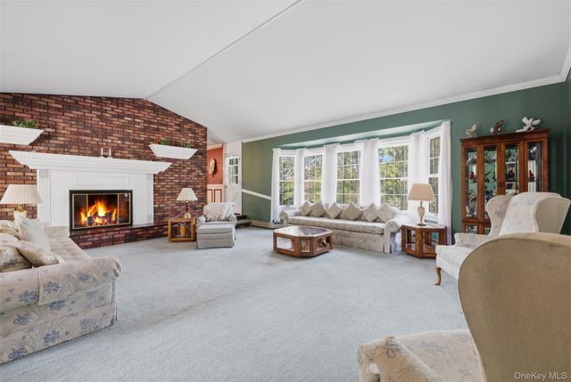 89 W Ridge Road, Warwick, NY 10990