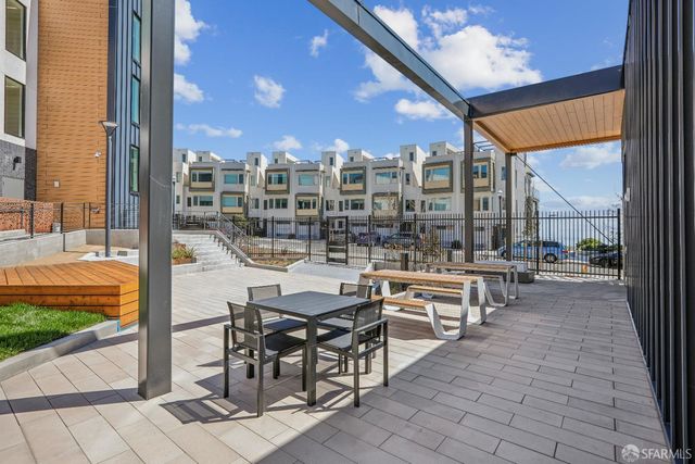 52 Kirkwood Avenue 414, San Francisco, CA 94124