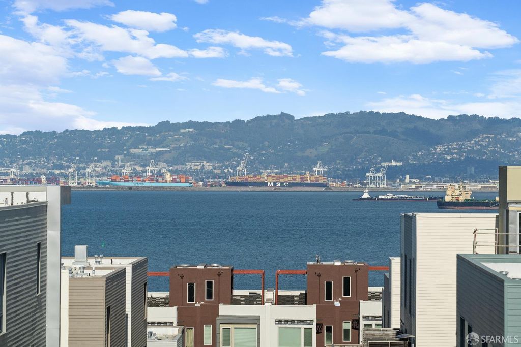 52 Kirkwood Avenue 414, San Francisco, CA 94124