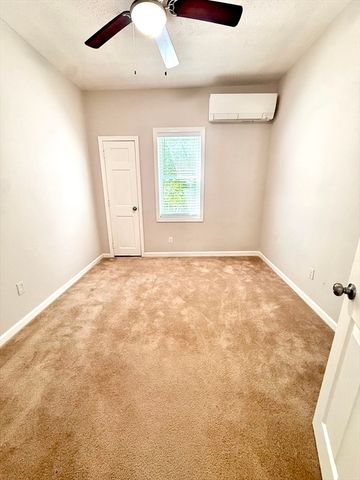 49-53 Fredonian 1, Shirley, MA 01464