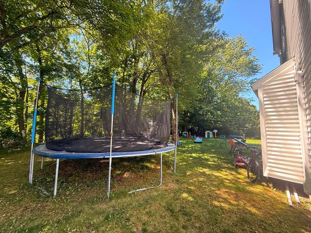 49-53 Fredonian 1, Shirley, MA 01464