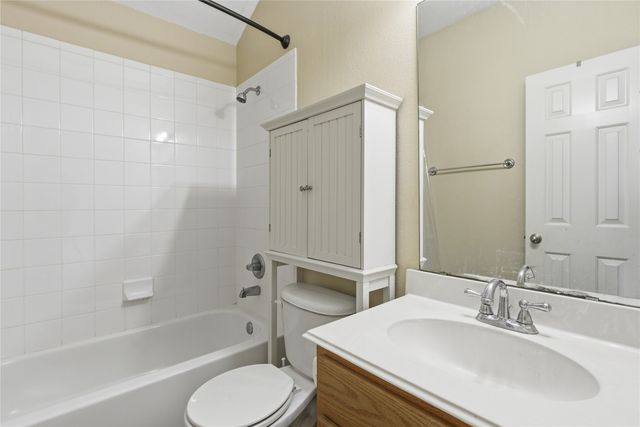 2217 Rockport Drive, Mckinney, TX 75071