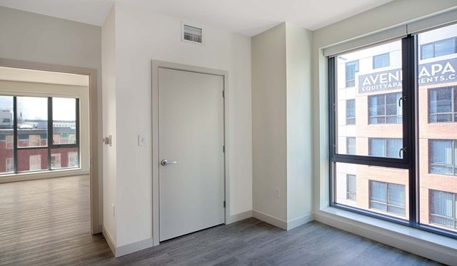 1 Canal St. 526, Boston, MA 02114