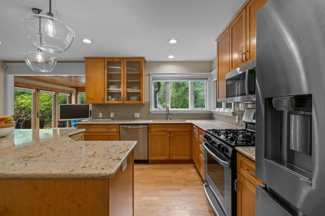 3800 Upton Avenue S, Minneapolis, MN 55410