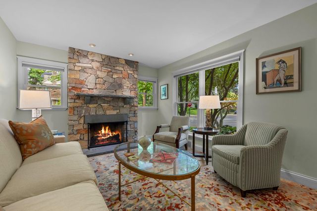 3800 Upton Avenue S, Minneapolis, MN 55410