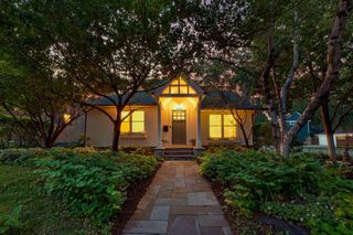 3800 Upton Avenue S, Minneapolis, MN 55410