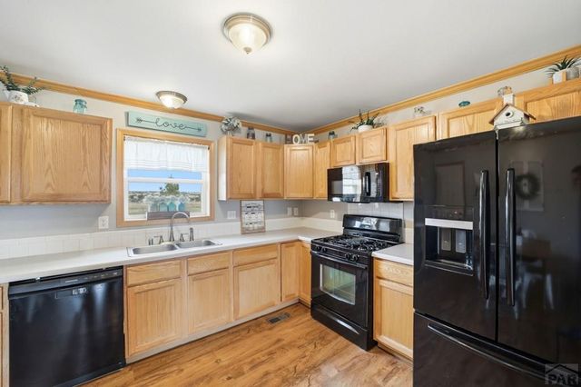 4957 Fort Crockett Ave, Colorado City, CO 81019