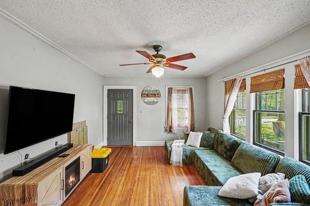 3623 Russell Avenue N, Minneapolis, MN 55412