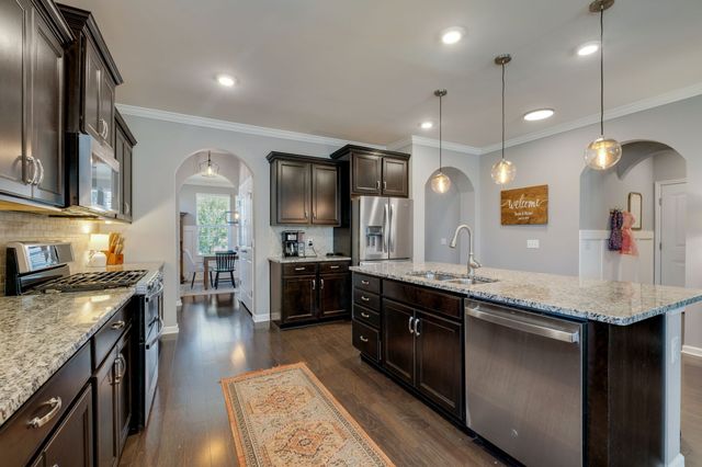 4973 Napoli Dr, Mount Juliet, TN 37122